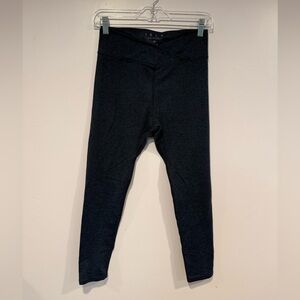 Navy cross over waistband‎ Isla Movement leggings